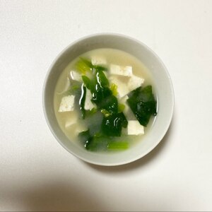 小松菜＊豆腐の味噌汁✧˖°